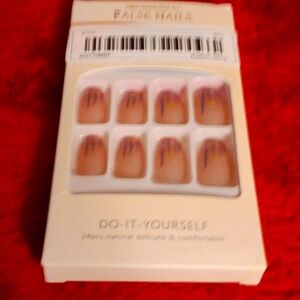 PRESS ON NAILS. Pink, purple & gold false nails. 24 nails.